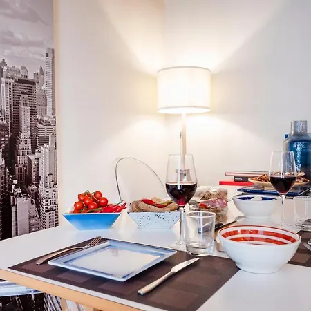 Hidalgo De Menezes Apartament *