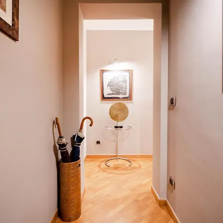 Hidalgo De Menezes Apartament *