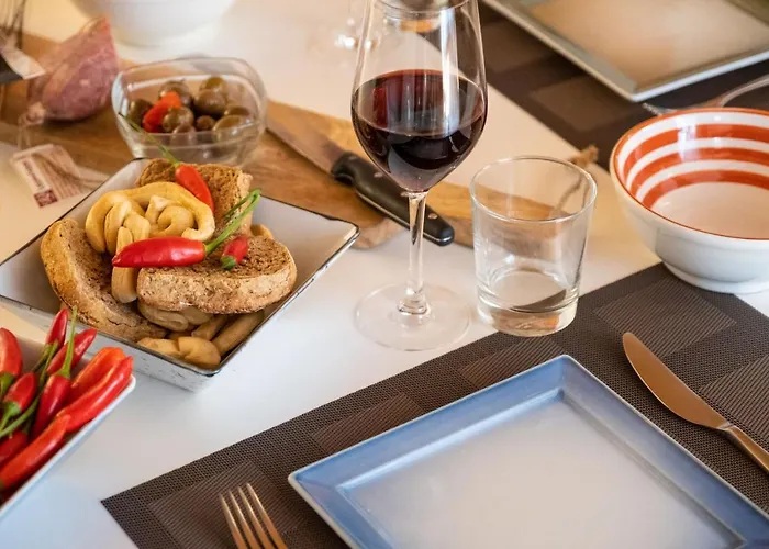 Hidalgo De Menezes *